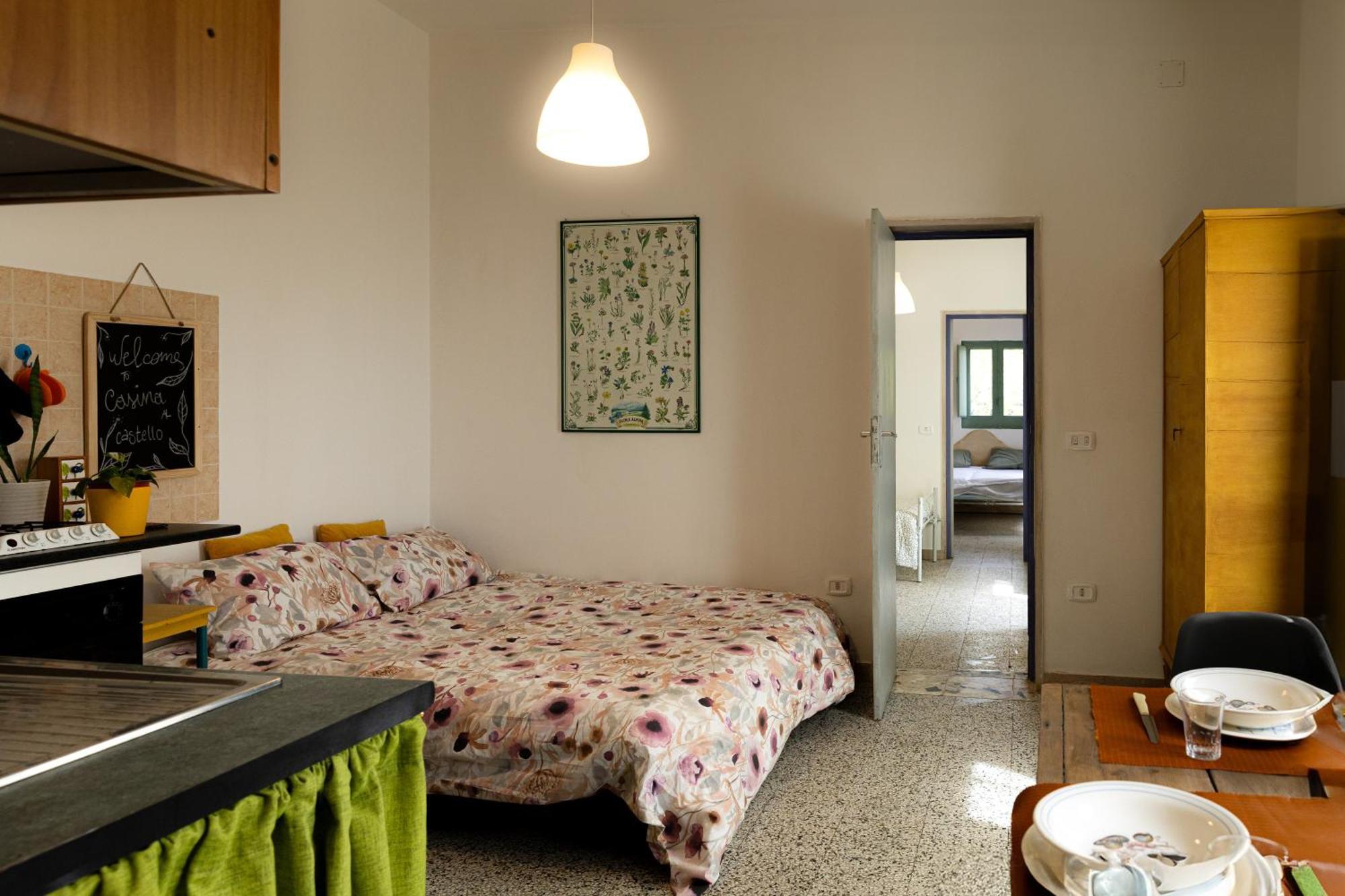 Casina Al Castello - Natura E Relax 카스텔델몬테 외부 사진